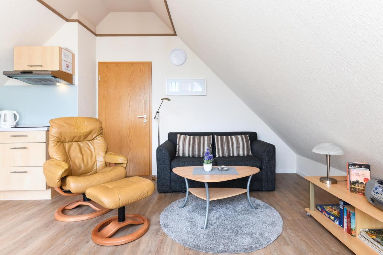 Ferienwohnungen Haus Sternenlicht エセンス エクステリア 写真