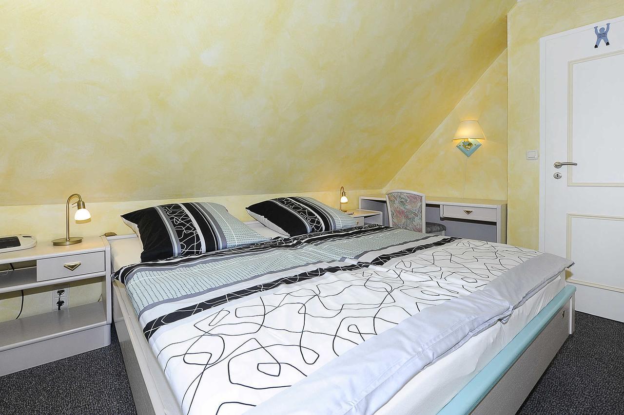 Ferienwohnungen Haus Sternenlicht エセンス エクステリア 写真